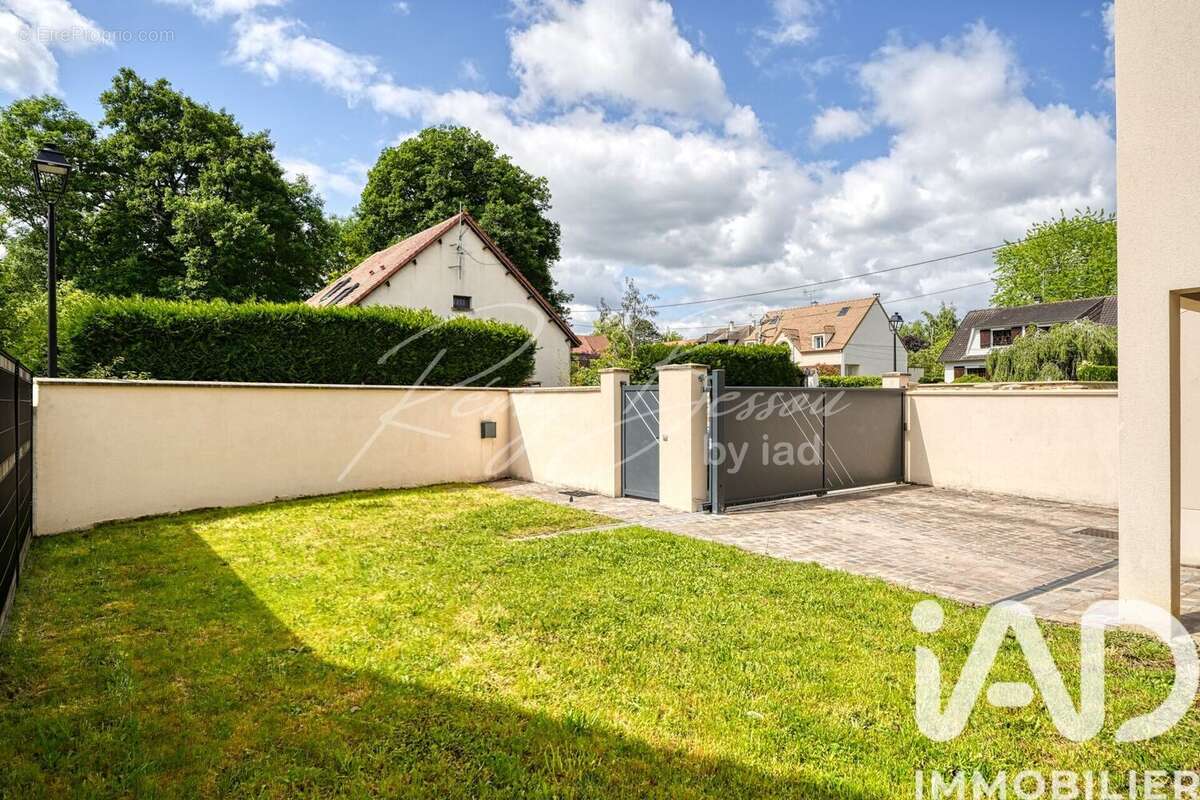 Photo 2 - Maison à LIMOURS