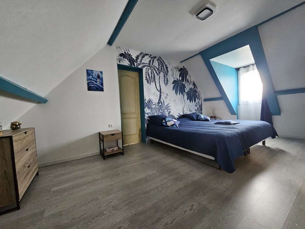 Maison à VAL-DE-REUIL