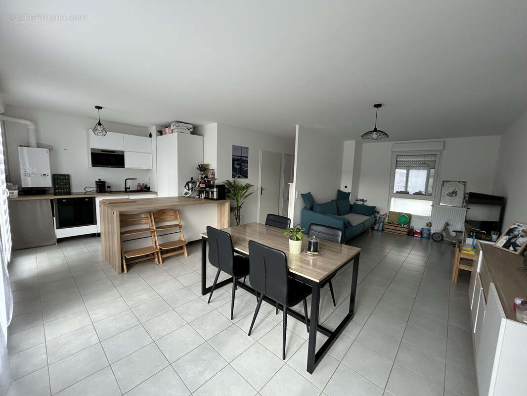 Appartement à MAUREPAS
