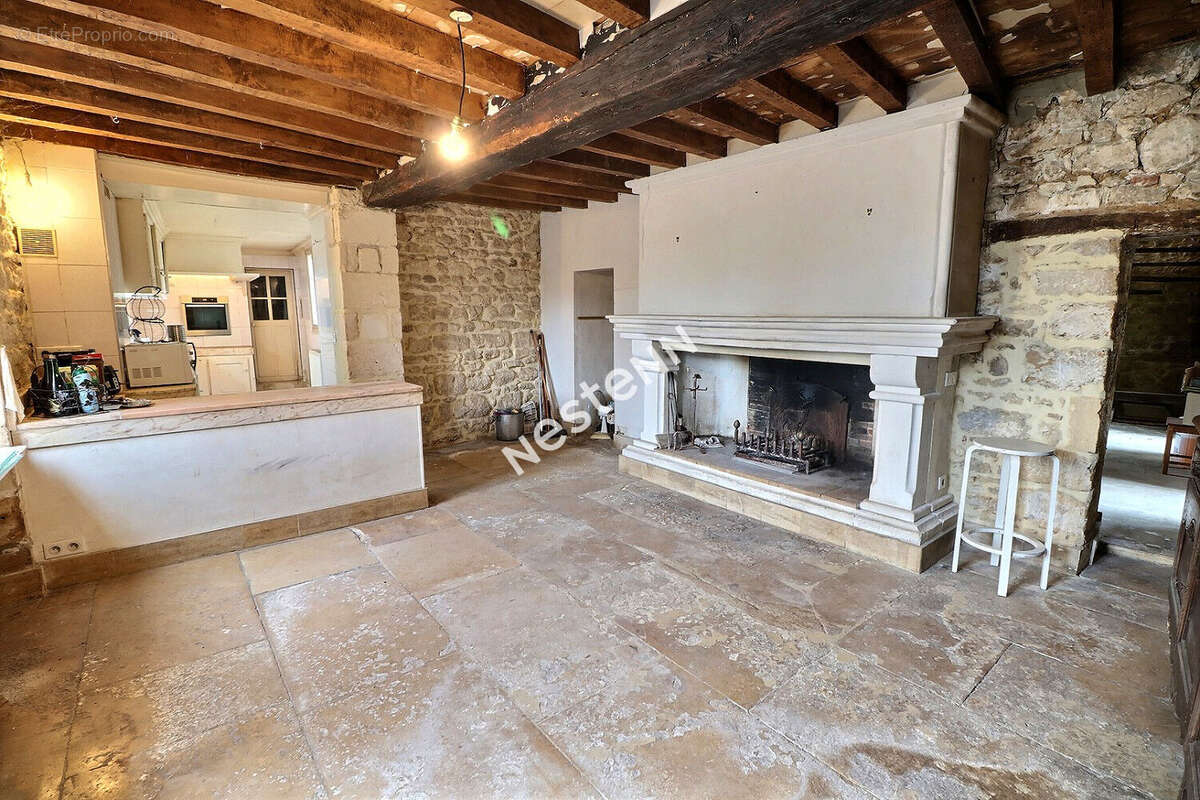 Maison à ROMAIN