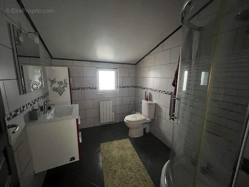 Maison à FEUGAROLLES