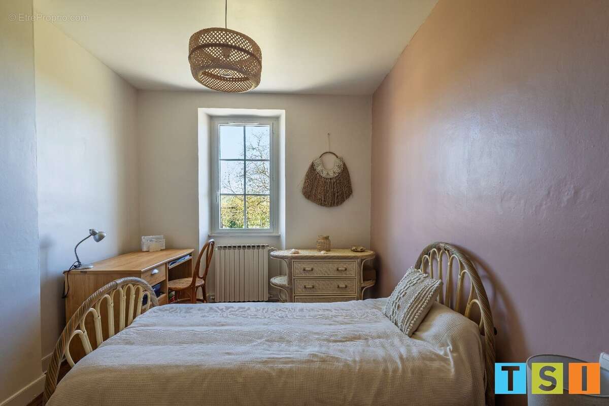 Maison à MAZERES-SUR-SALAT