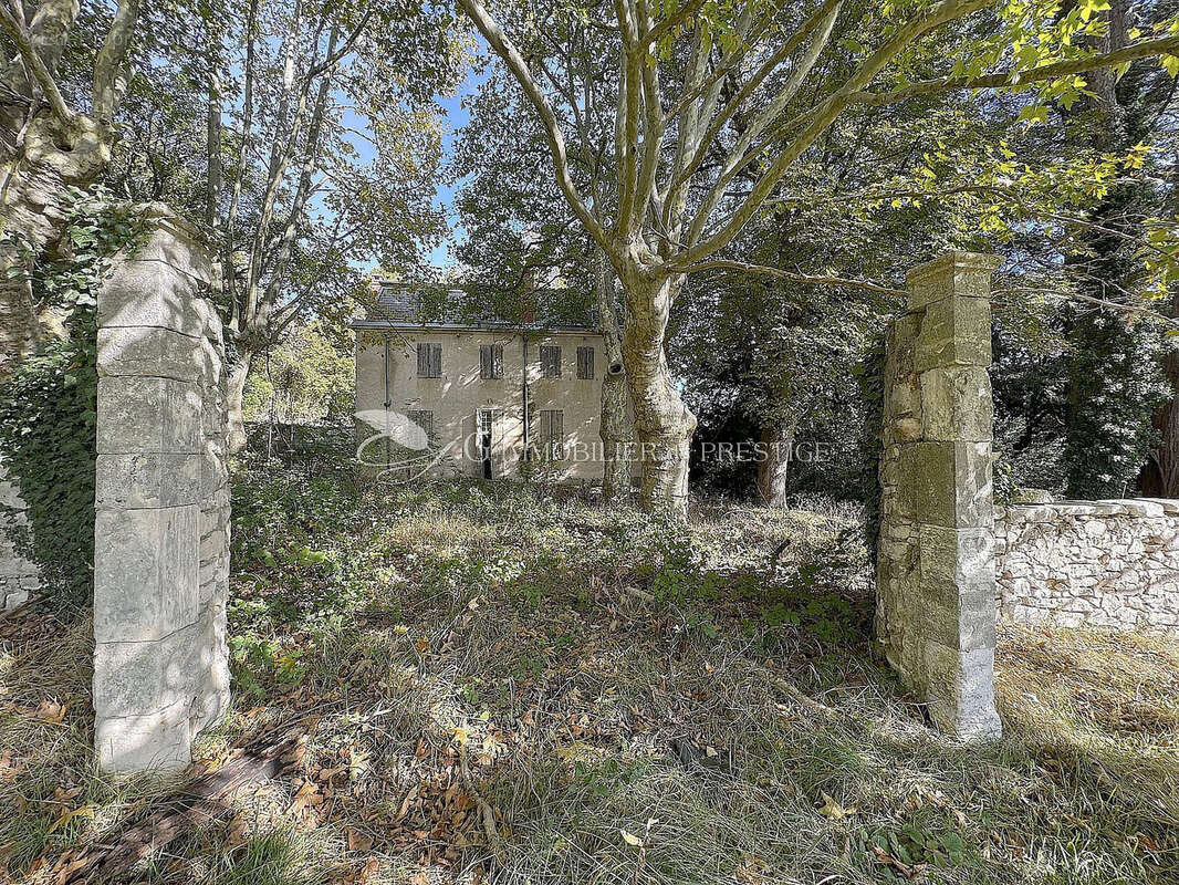 A Sault, en exclusivité, une propriété à restaurer avec vue - photo 5