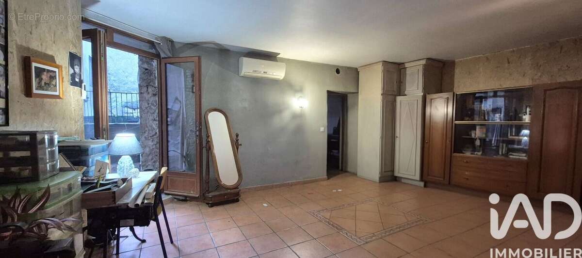 Maison 82 m² à Saint-Laurent-Le-Minier  - photo 3