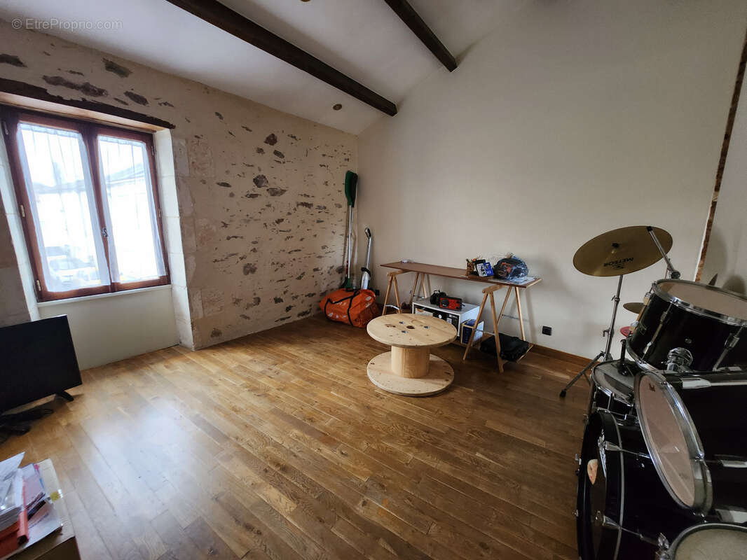 Maison à MAREUIL-SUR-LAY-DISSAIS