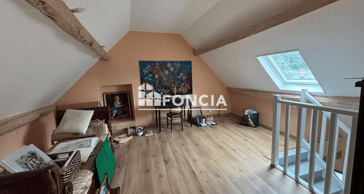 Maison à FRESNAY-SUR-SARTHE