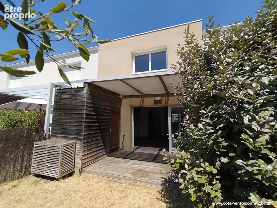 Maison T3 - 67 m² - Jardin et parking privatif - photo 2