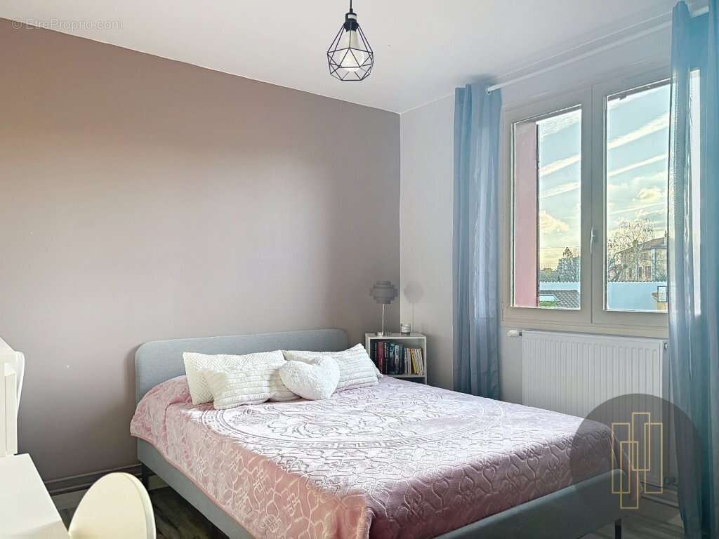 Maison à VILLEFRANCHE-SUR-SAONE