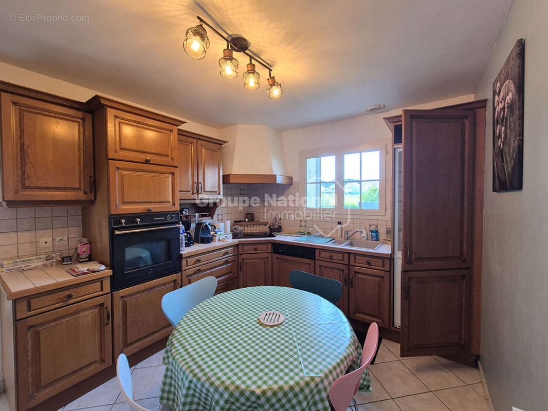 Maison à GRISY-LES-PLATRES