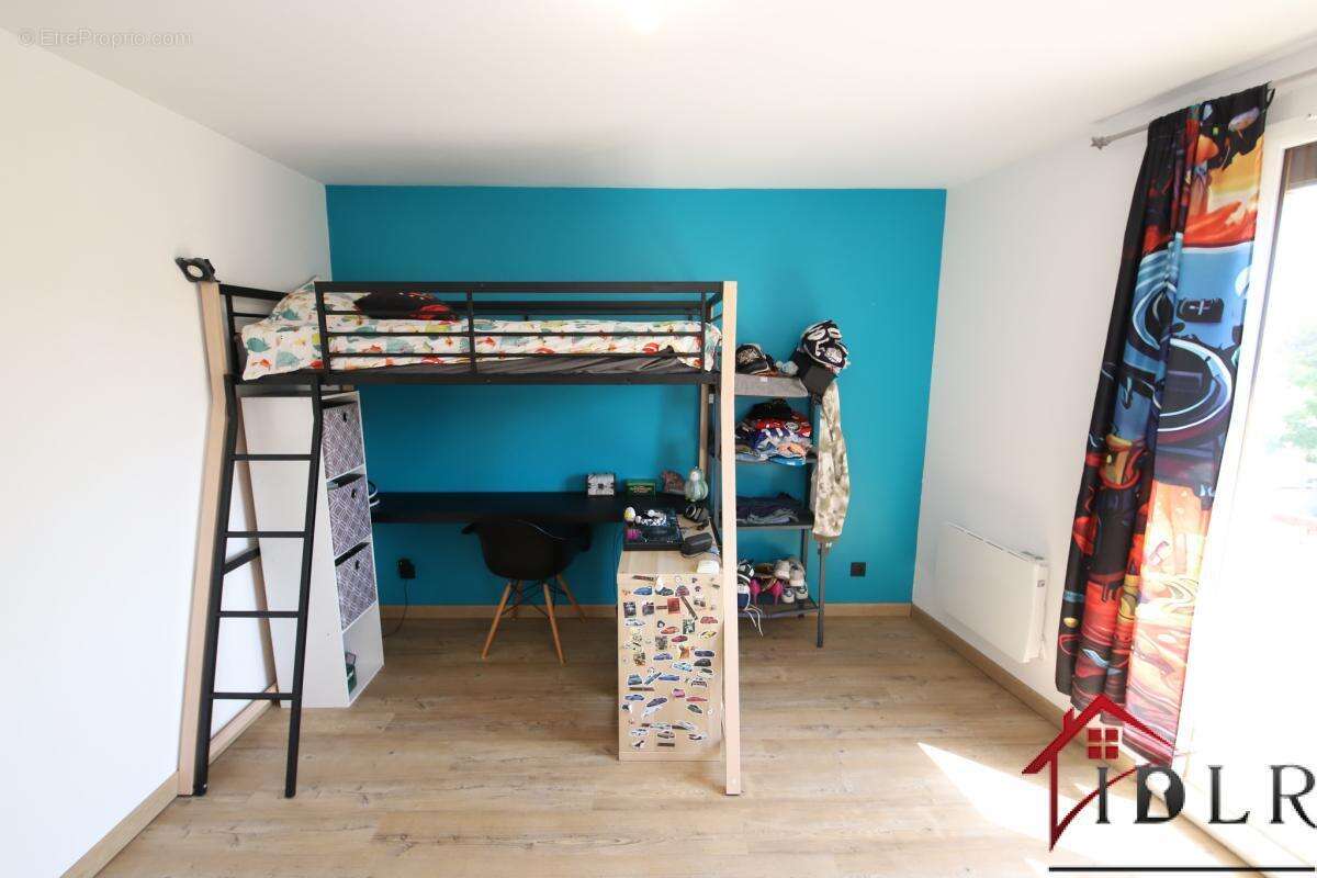 Appartement T4 3 chambres, balcon et  garage à vendre à Hyèr - photo 12