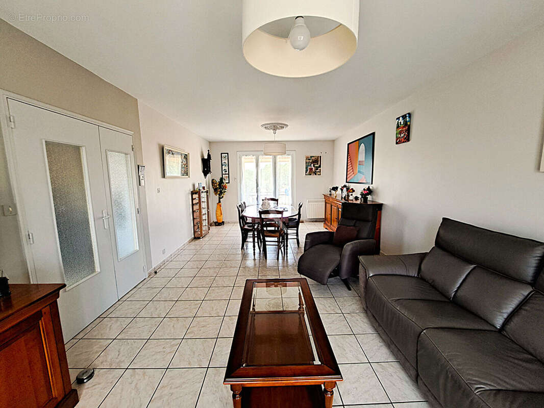 Maison à SAINT-PROUANT