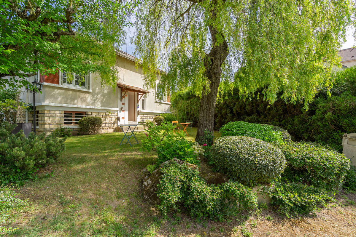 Maison à OSNY