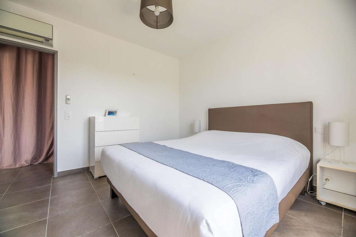 Appartement à LECCI