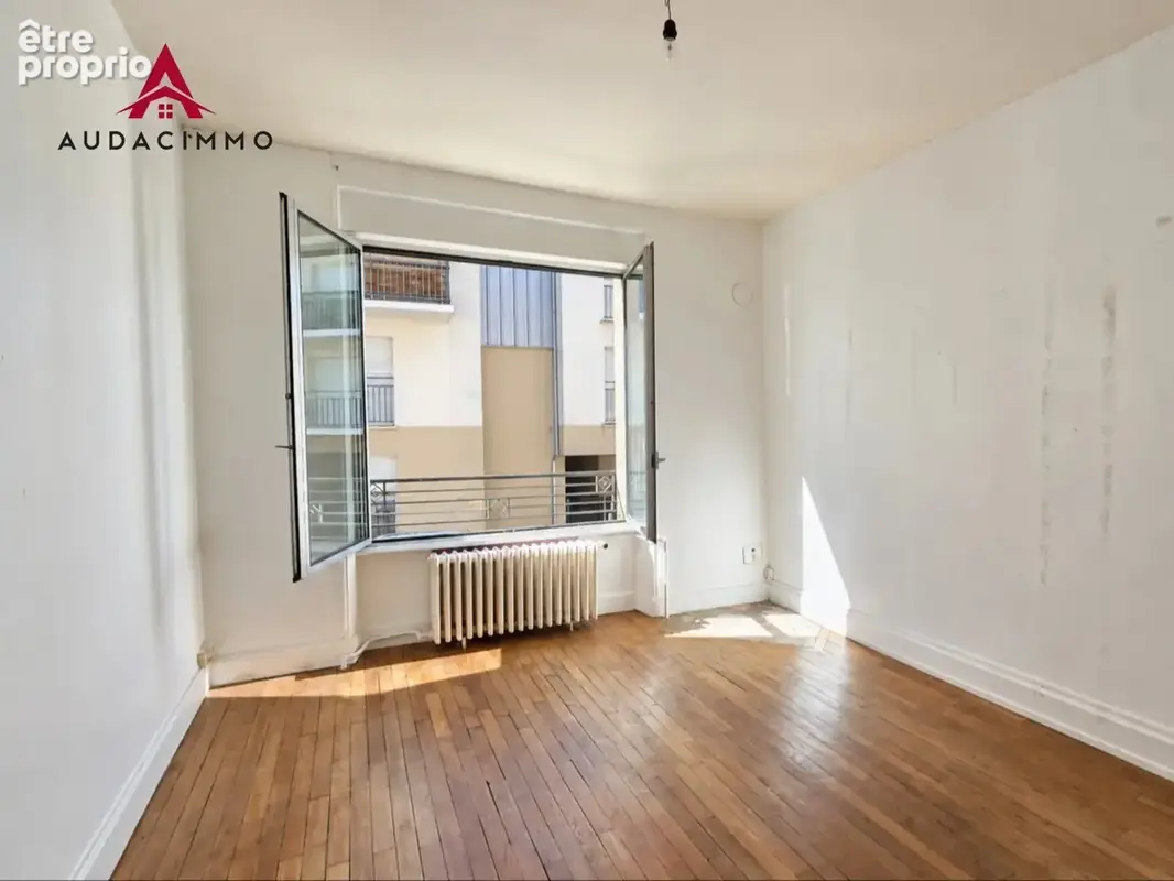 Immeuble de deux logements avec garage, dépendance et jardin - photo 2