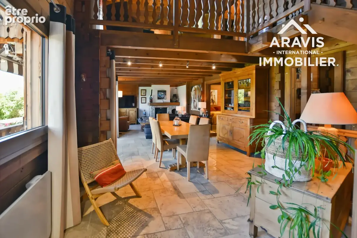Chalet en madrier offre un cadre de vie et vue exceptionnel! - photo 3