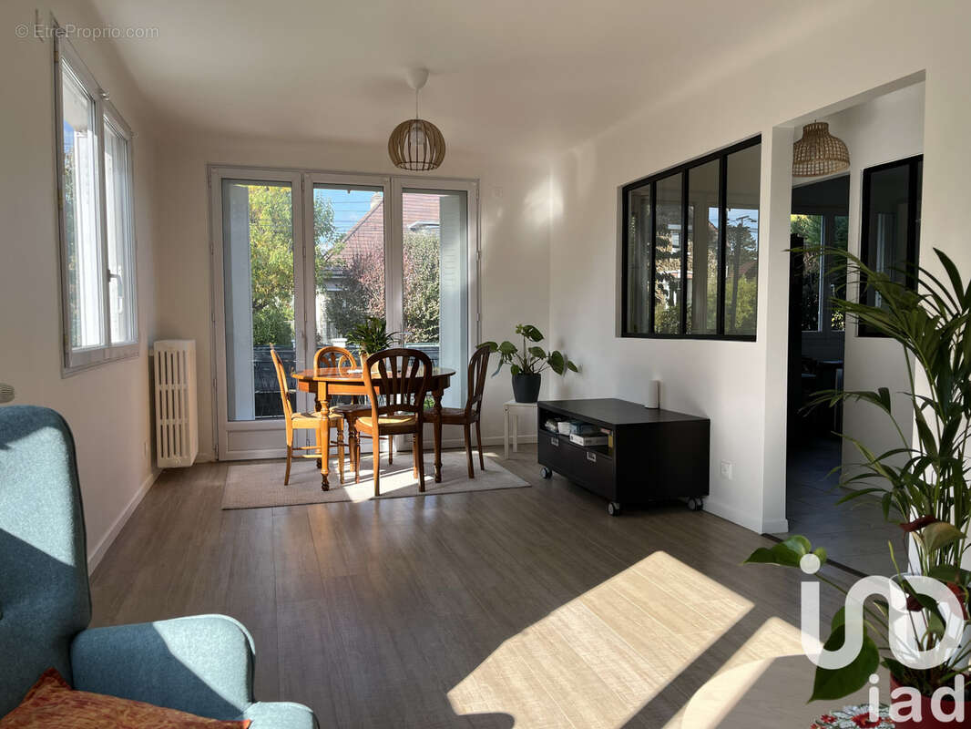 Photo 3 - Maison à SAINT-LEU-LA-FORET