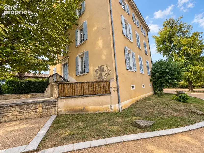 Appartement de charme de 66 m2 en duplex dans une propriété bourgeoise   Vue sur les Monts d’Or - photo 20