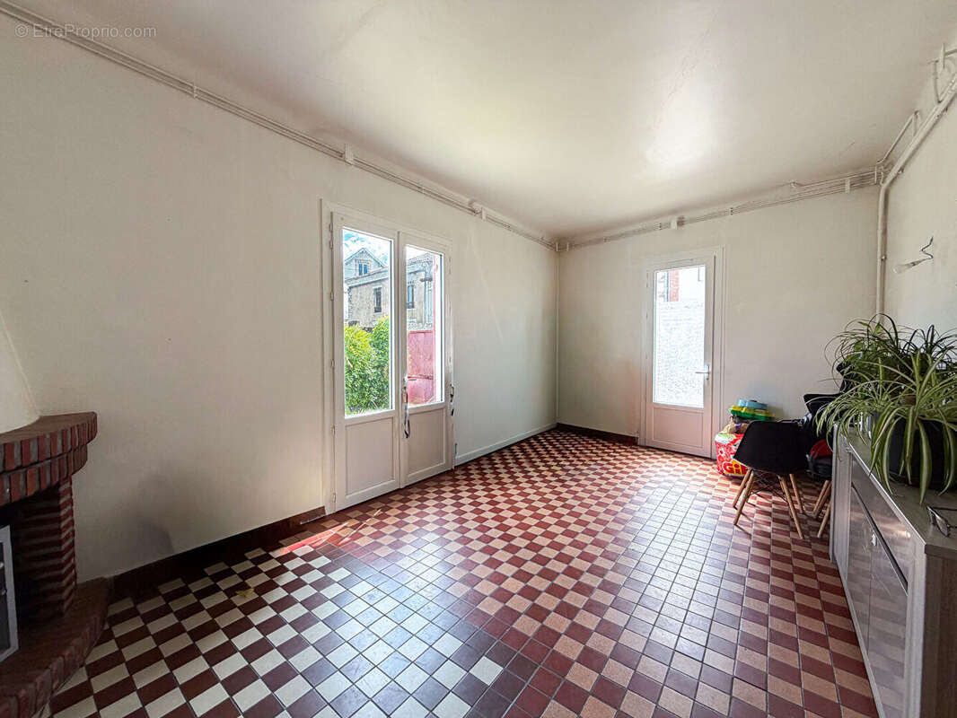 Appartement à SOUSTONS
