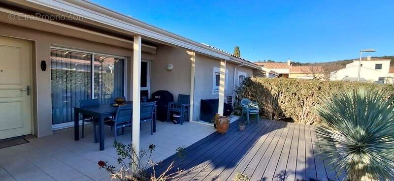 Dpt Gard (30), à vendre maison P3 de 91 m², terrasse, terrain d'environ 65m2, garage, place de parking, copropriété, piscine - photo 18