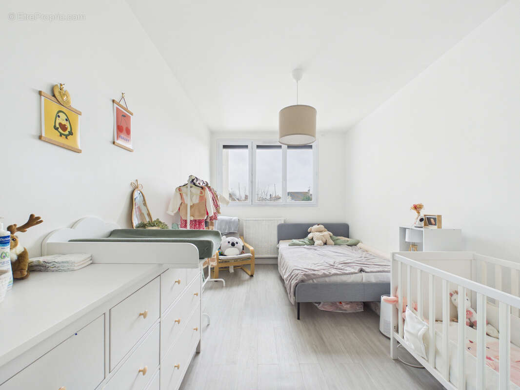 Appartement à SARTROUVILLE