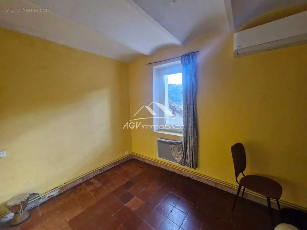 Maison à SAINT-FLORENT-SUR-AUZONNET