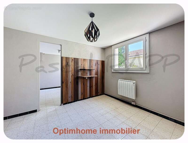 Appartement à SAUVIAN