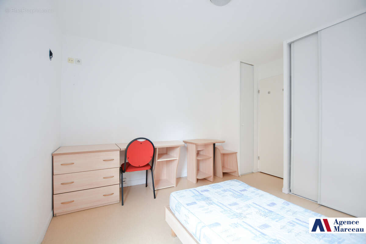 Appartement à COURBEVOIE
