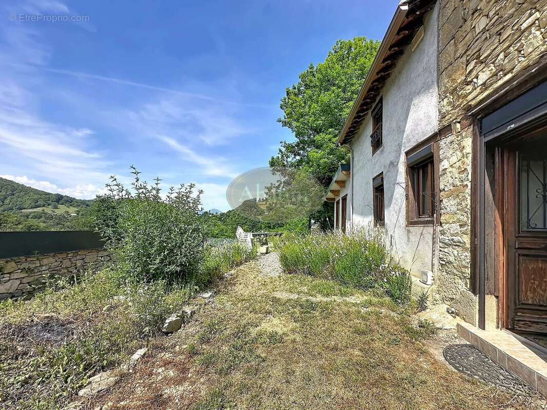 Maison à BIERT