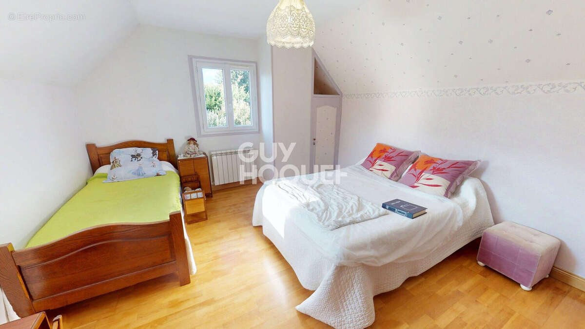 Maison à BRIIS-SOUS-FORGES