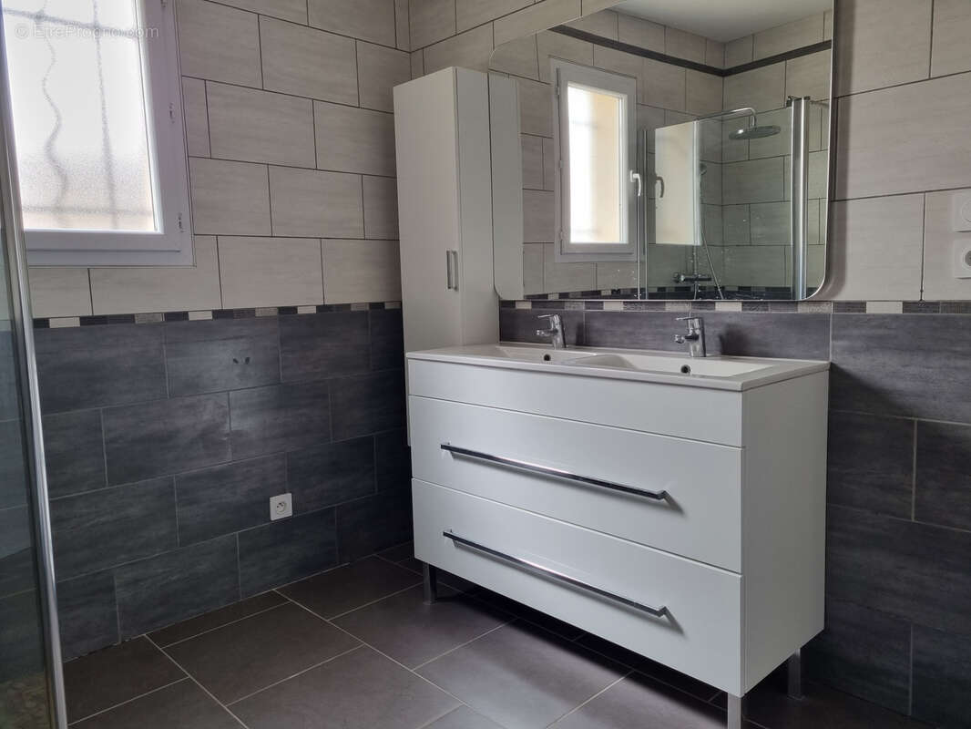 Maison à JONQUERETTES