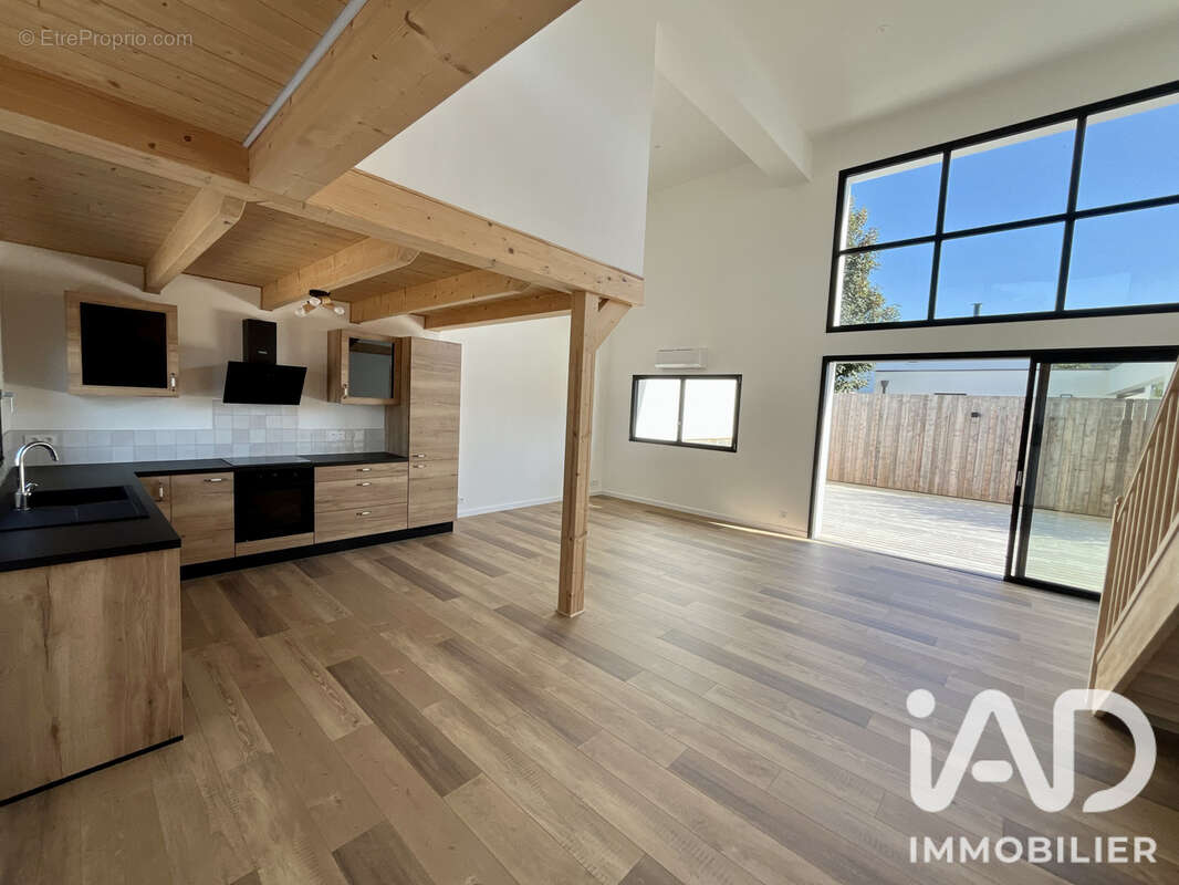 Maison 101 m² à Concarneau  - photo 2