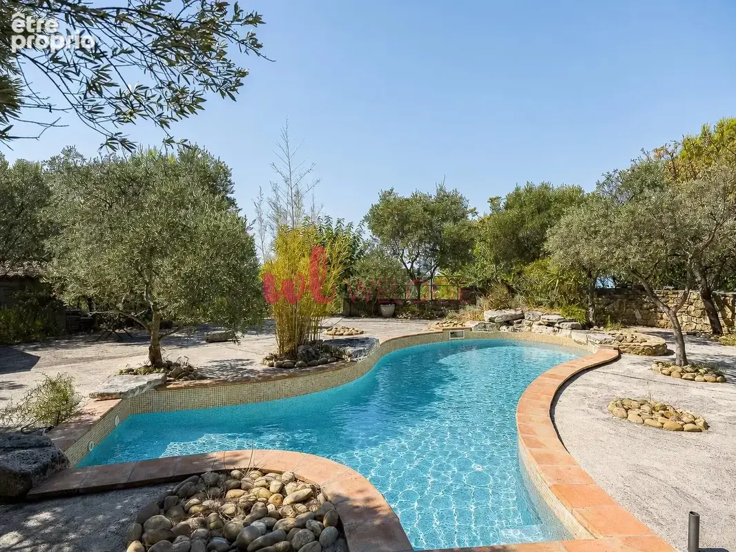 À vendre maison T7, jardin, piscine, vue mer - photo 3