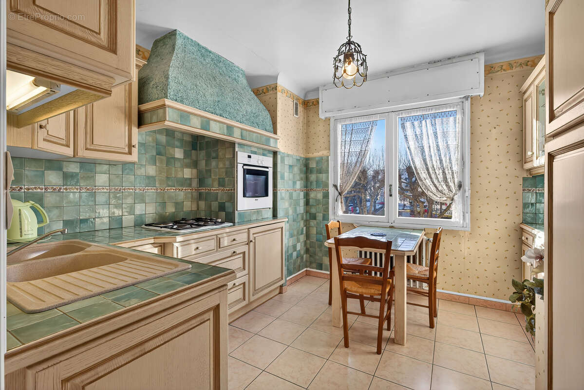 Appartement à AIX-LES-BAINS