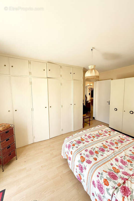 Maison à VERRIERES-LE-BUISSON