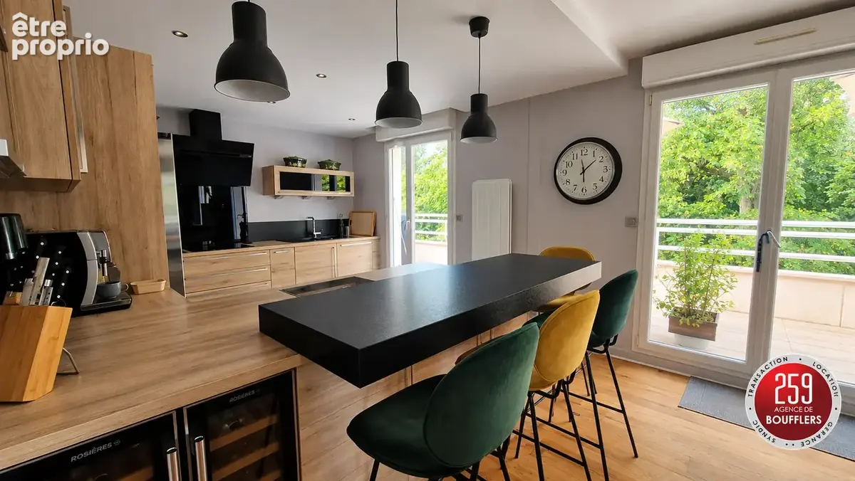 Exclusivite bel appartement de standing avec 3 balcons et garage - photo 3