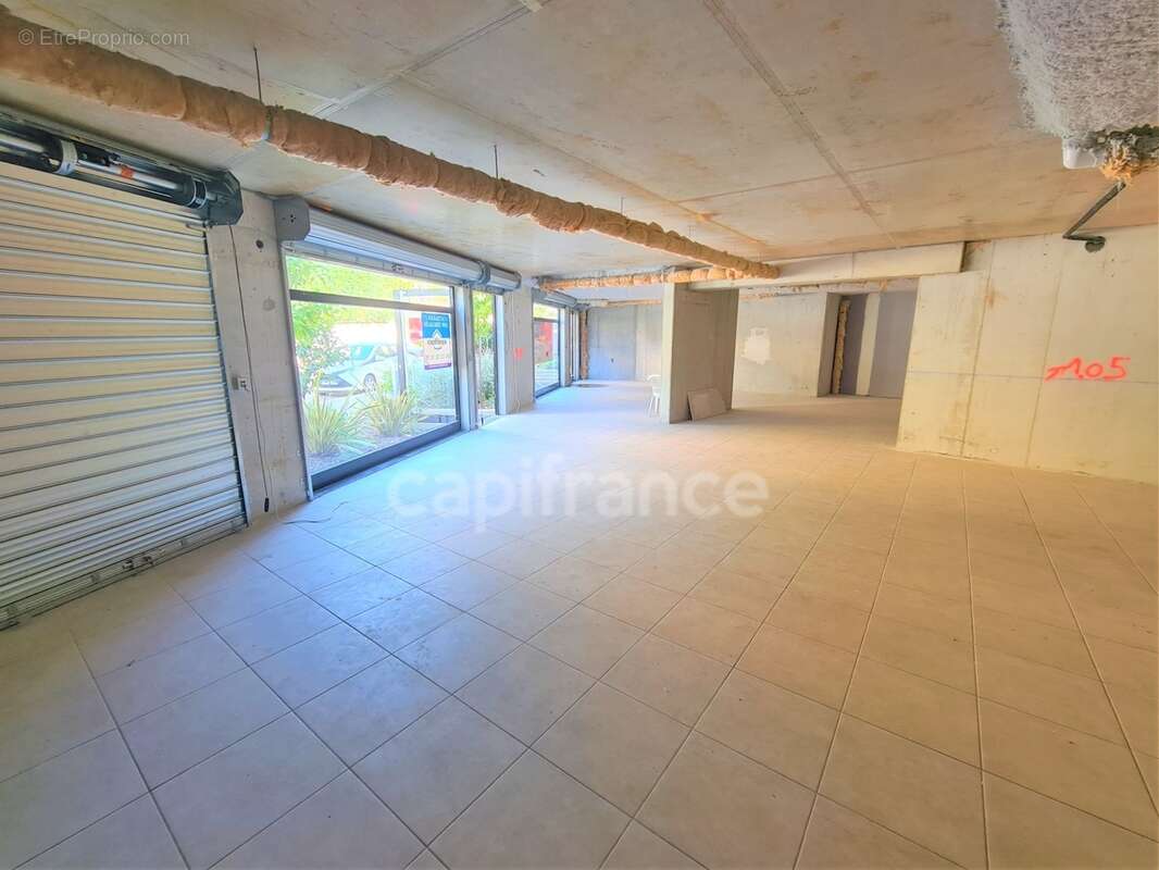 A vendre, Local commercial, 210 m², Nice Saint Isidore, 06200, Alpes Maritimes - photo 2