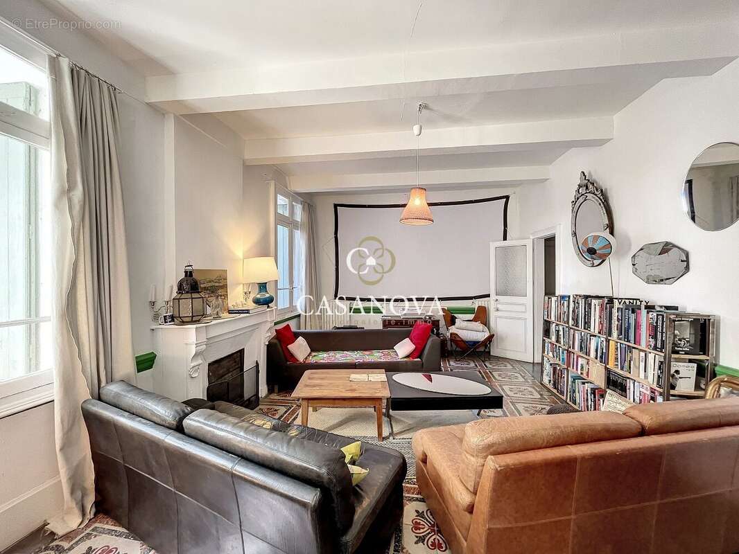 20 min PEZENAS Maison de caractère 367 m2, 7 ch, idéale pour activité de chambres d'hôtes - photo 3