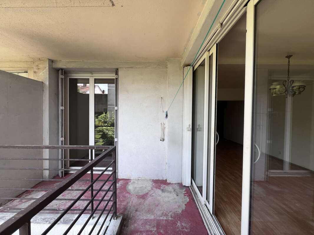 Appartement type T3 avec balcon 47200 Marmande - photo 5