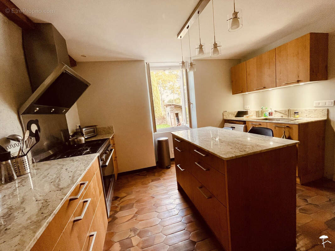 Maison 180 m² à Sauternes  - photo 4