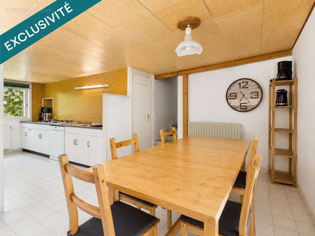 Maison 105 m² à Saint-Pol-De-Leon  - photo 4