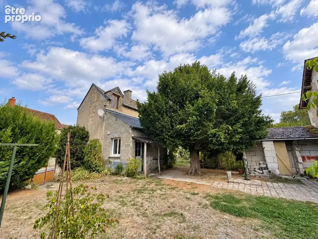 Maison en pierres avec jardin et dépendances - photo 10