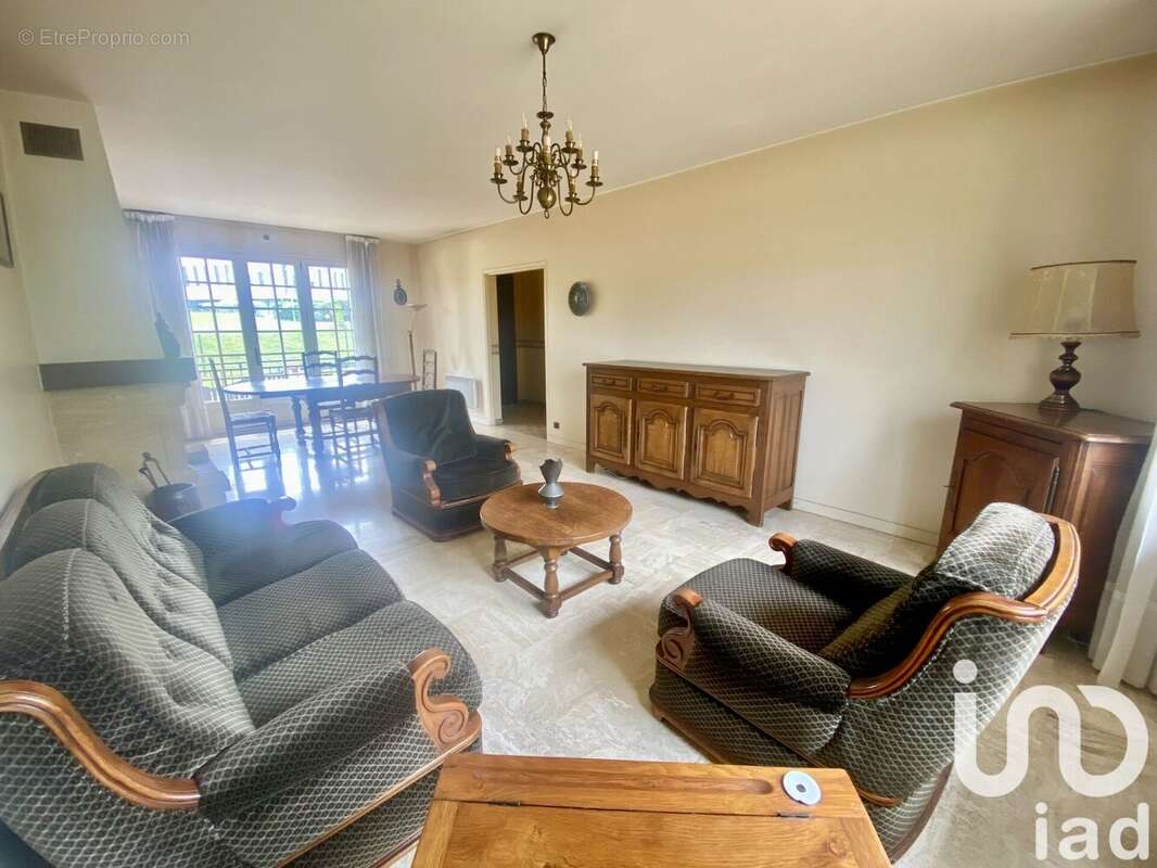 Photo 7 - Maison à BEAUVAIS