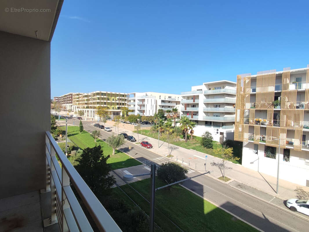 Appartement à JUVIGNAC