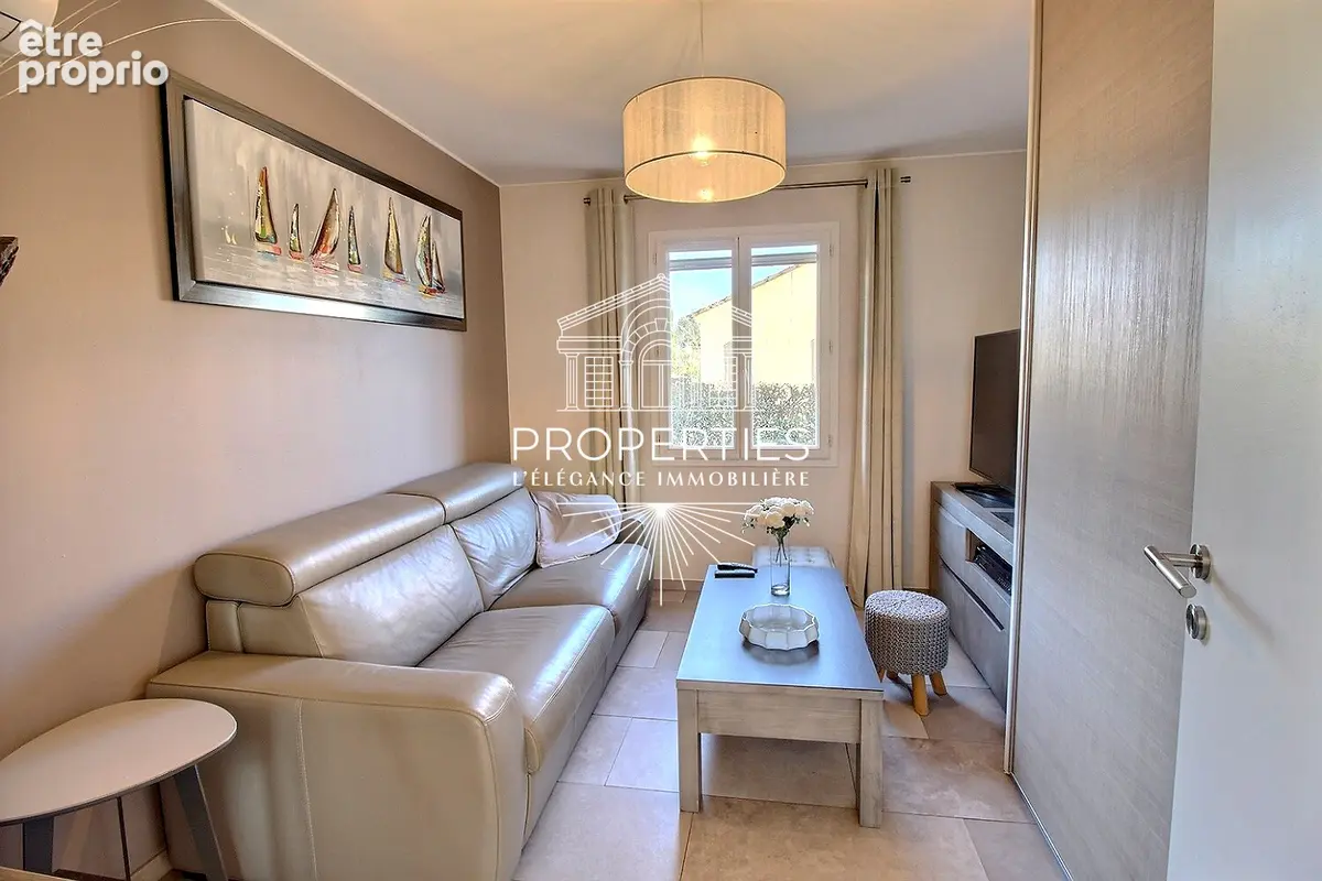 Bormes - maison de plain pied - 4 pieces - 3 chambres - piscine - garage - photo 5