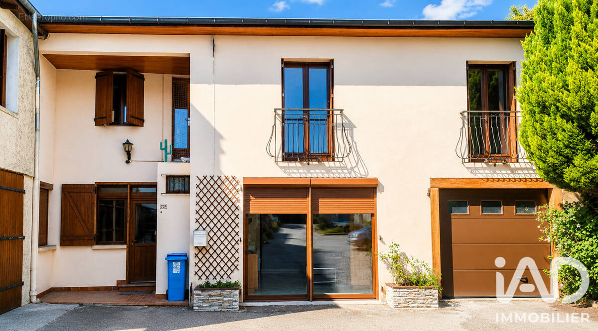 Photo 1 - Maison à LONS-LE-SAUNIER