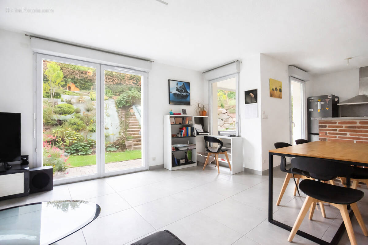 Appartement à FLOURENS