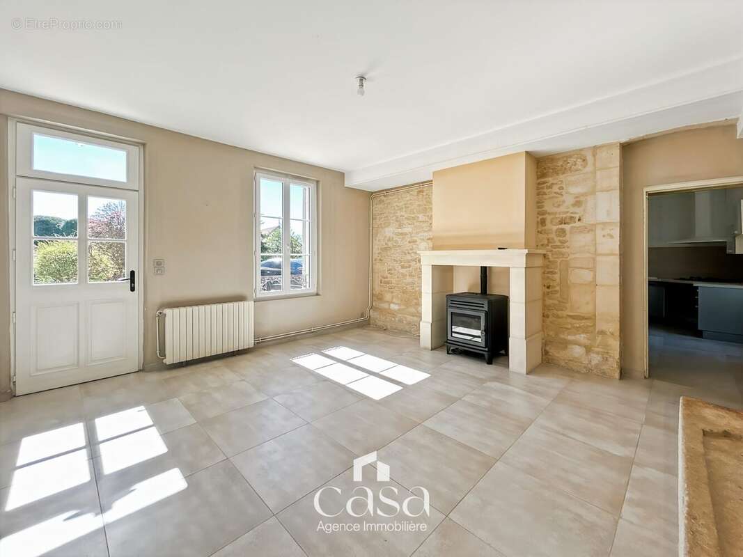 Maison à MOULINS-SUR-ORNE