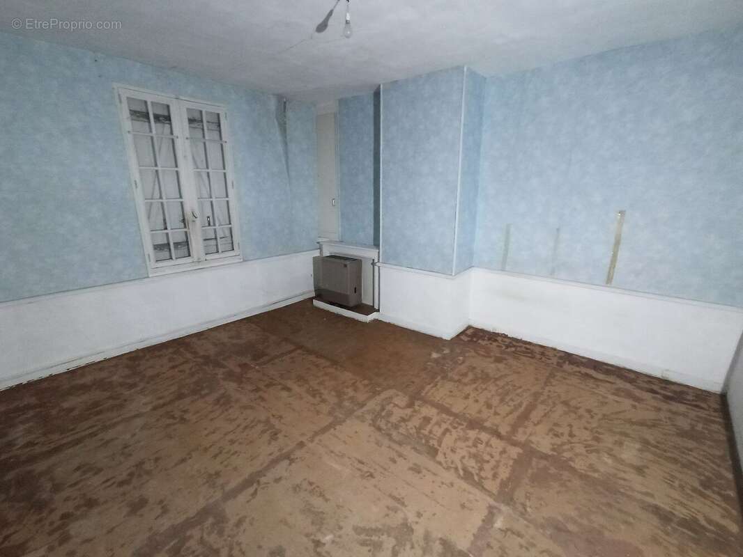 Appartement à SAINT-JUNIEN