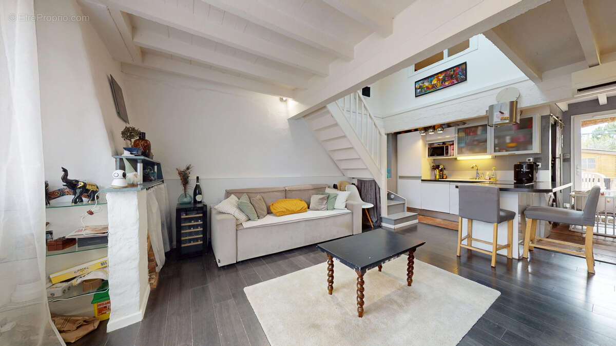 Maison à LABARTHE-SUR-LEZE