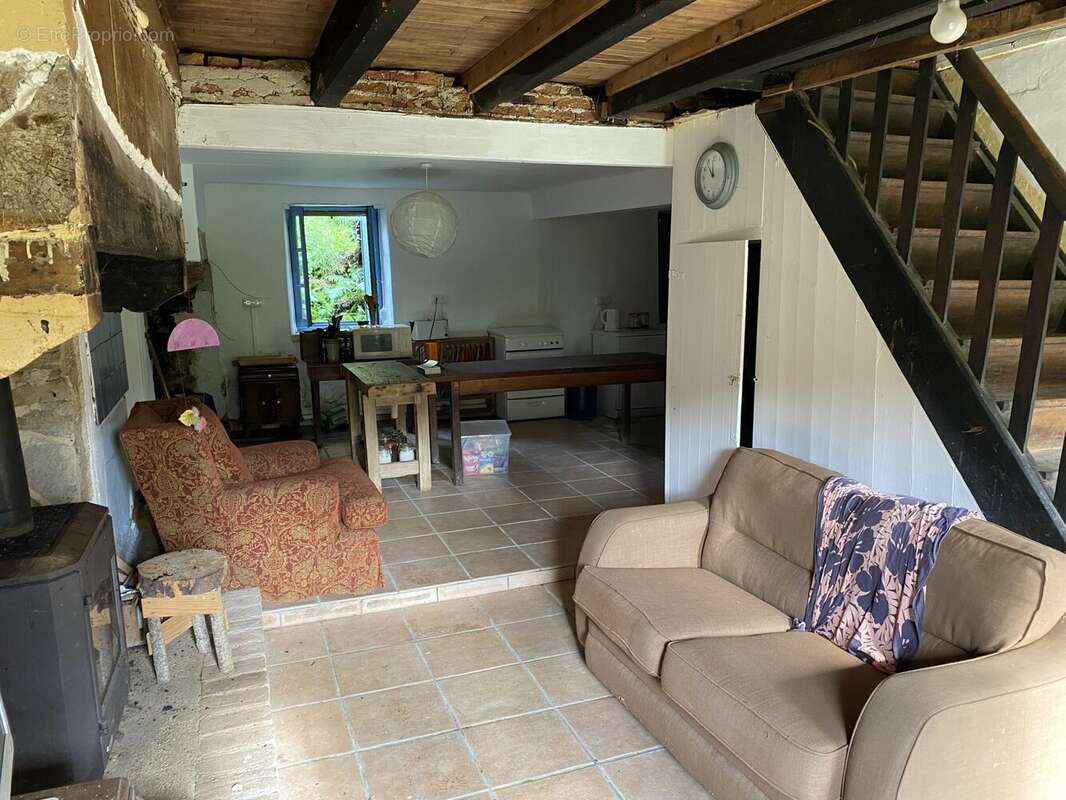Maison à SUSSAC